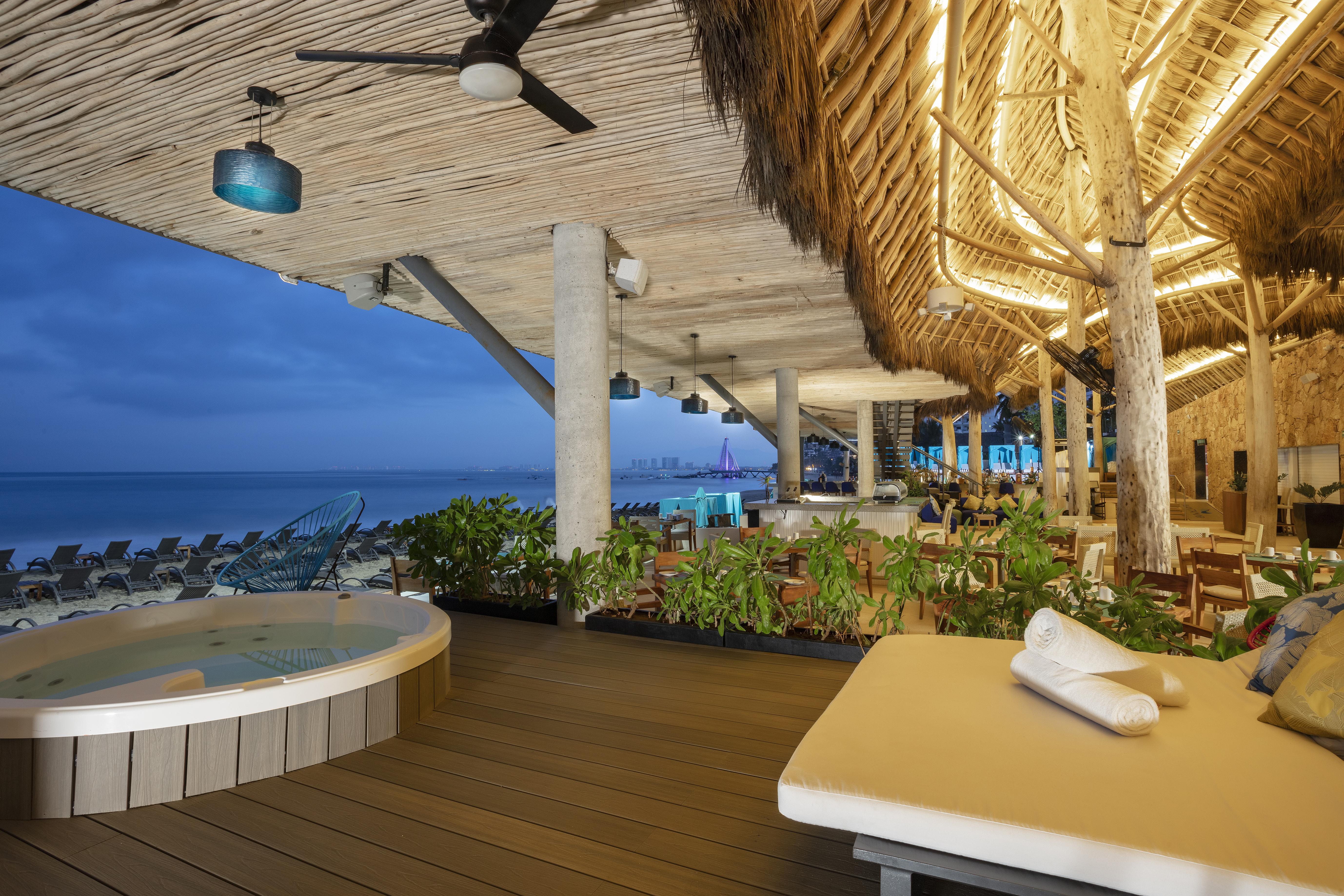 Almar Resort Luxury Lgbt Experience By Mantamar Beach Club (Adults Only) Puerto Vallarta Exterior foto